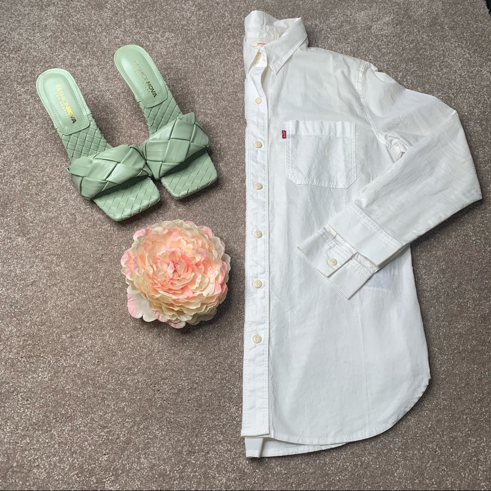 Levi’s Boyfriend Fit Button Down